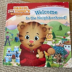 Welcome to the neighborhood Daniel Tiger book